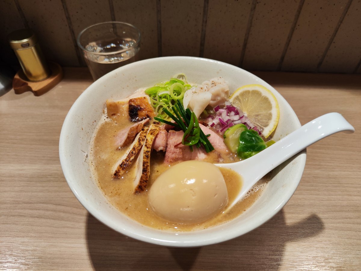 雞白湯專門 拉麵一貴 らーめん一貴食記照片